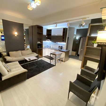 New Double Room Luxury Apartment In The Center Кишинів Екстер'єр фото