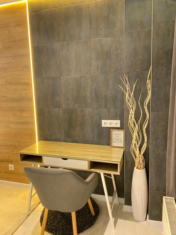 New Double Room Luxury Apartment In The Center Кишинів Екстер'єр фото