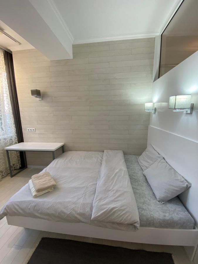 New Double Room Luxury Apartment In The Center Кишинів Екстер'єр фото