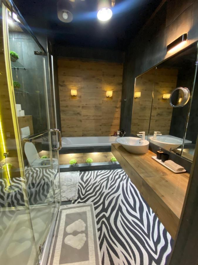 New Double Room Luxury Apartment In The Center Кишинів Екстер'єр фото